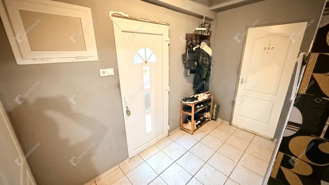 Eladó családi ház, Pándon 24.5 M Ft, 3 szobás