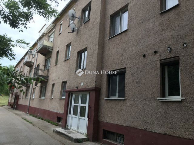 Eladó téglalakás, Bodajkon 29.9 M Ft, 2 szobás