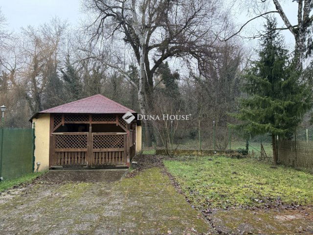 Eladó családi ház, Tatán 74.9 M Ft, 3 szobás