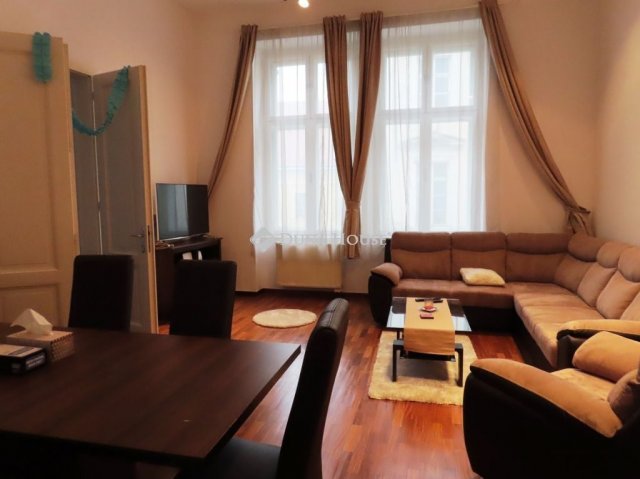 Kiadó téglalakás, albérlet, Budapesten, I. kerületben, 3 szobás