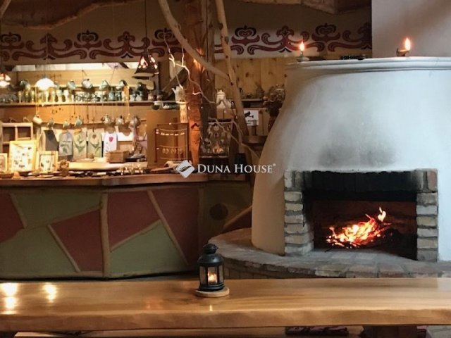 Eladó családi ház, Nőtincsen 1276.74 M Ft, 8 szobás