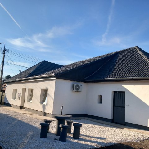 Eladó családi ház, Lőrinciben 55.9 M Ft, 3 szobás