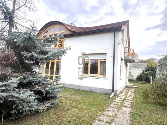 Eladó családi ház, Budapesten, XVIII. kerületben 170 M Ft