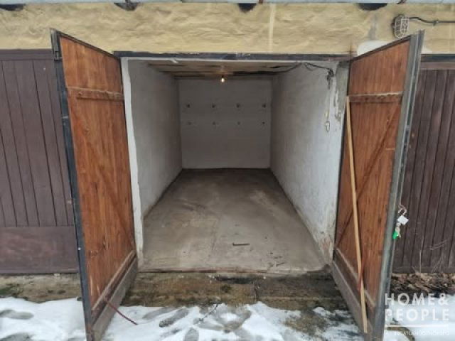 Eladó garázs, Szegeden 8.5 M Ft / költözzbe.hu