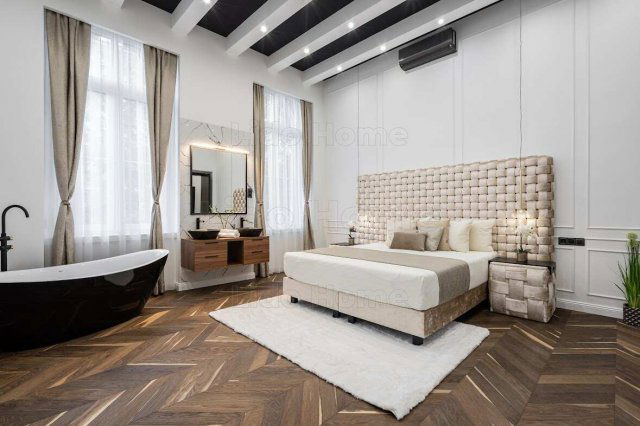 Eladó családi ház, Balatonkenesén 420 M Ft, 6 szobás