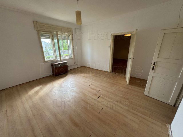 Eladó családi ház, Pusztaszemesen 33.9 M Ft, 6 szobás
