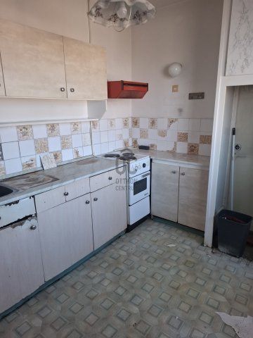 Eladó panellakás, Debrecenben 60 M Ft, 3 szobás