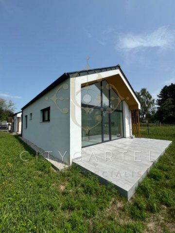 Eladó családi ház, Siófokon 79.9 M Ft, 3 szobás