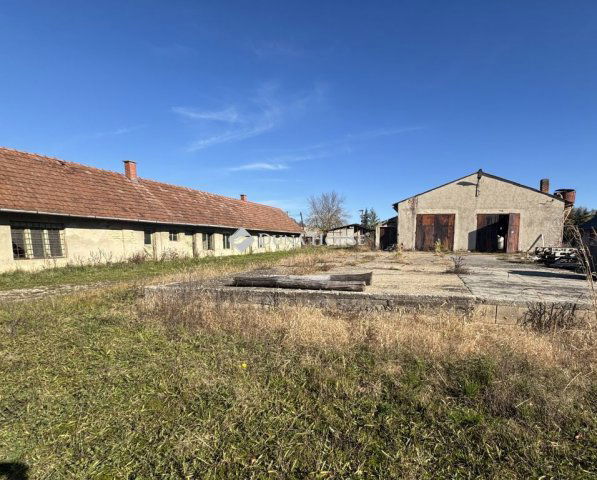 Eladó ipari ingatlan, Salomváron 63.5 M Ft / költözzbe.hu