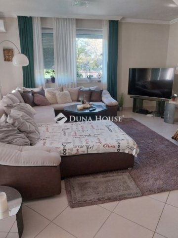 Eladó ikerház, Érden 145 M Ft, 5 szobás / költözzbe.hu