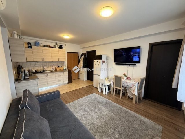 Eladó téglalakás, Szigetszentmiklóson 70.9 M Ft, 1+3 szobás