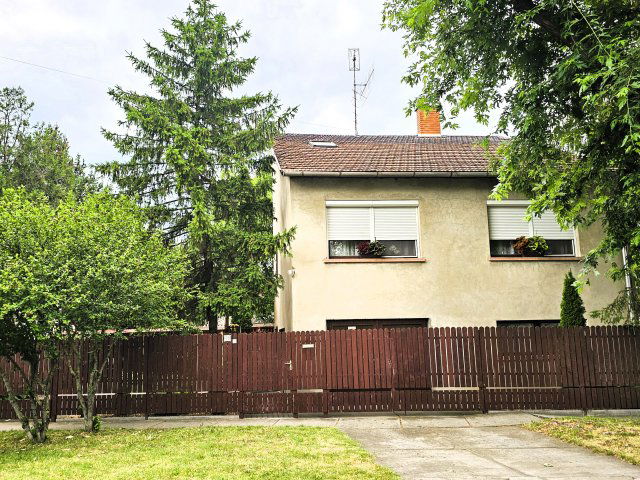 Eladó családi ház, Kiskunhalason 54.9 M Ft, 5 szobás