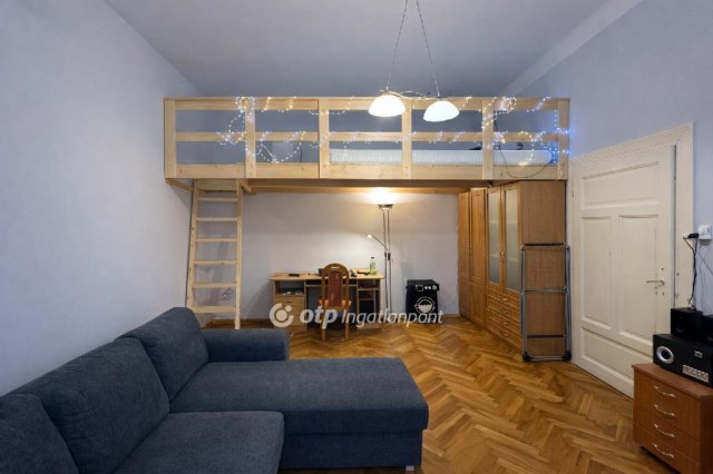 Eladó téglalakás, Budapesten, VIII. kerületben 49 M Ft, 1 szobás