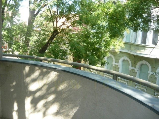 Eladó téglalakás, Szegeden, Hajnóczy utcában 104 M Ft