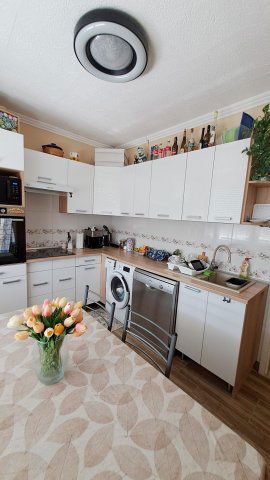 Eladó téglalakás, Nyíregyházán 50.99 M Ft, 4 szobás