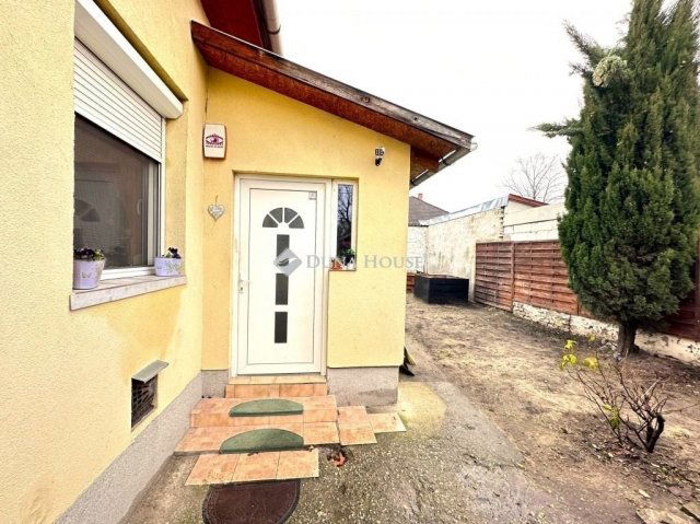 Eladó családi ház, Budapesten, XIX. kerületben 66.9 M Ft