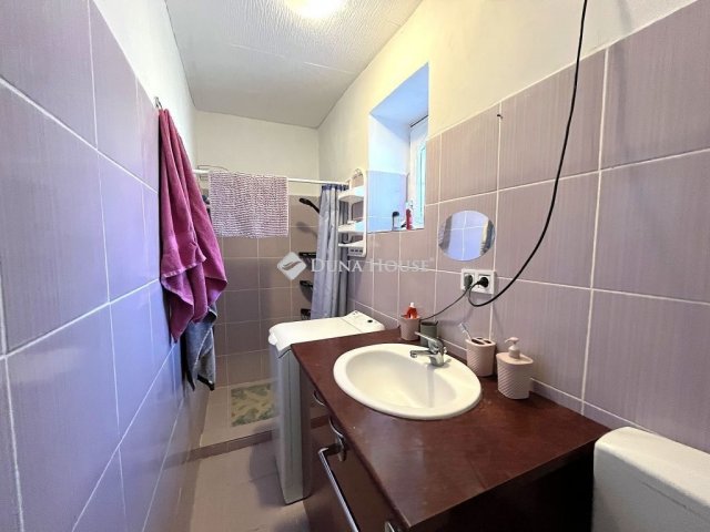 Eladó családi ház, Rábapatyon 19.9 M Ft, 2 szobás