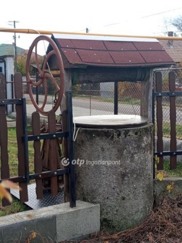 Eladó családi ház, Verpeléten 8.2 M Ft, 1 szobás