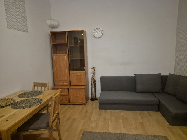 Kiadó téglalakás, albérlet, Budapesten, VIII. kerületben