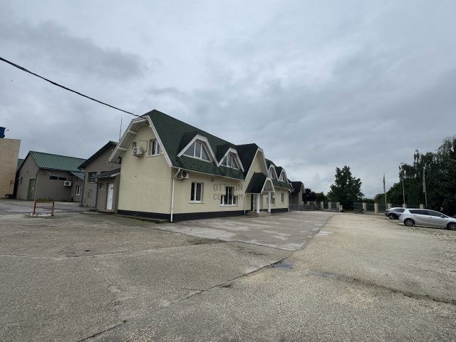 Eladó iroda, Dunavarsányban 940 M Ft / költözzbe.hu