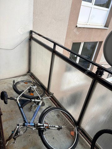 Eladó panellakás, Sopronban 43.9 M Ft, 3 szobás