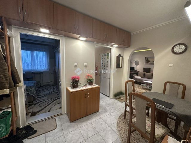 Eladó panellakás, Budapesten, XVII. kerületben 64.9 M Ft