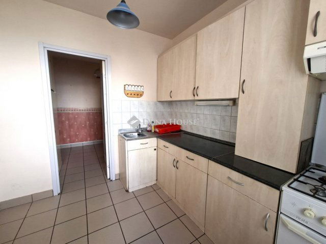 Kiadó panellakás, albérlet, Békéscsabán 110 E Ft / hó