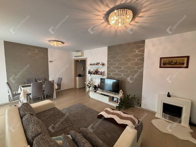 Kiadó téglalakás, albérlet, Győrött 270 E Ft / hó, 3 szobás