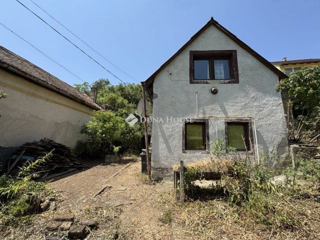 Eladó telek, Pécsett, Nagyszkókói úton 18.9 M Ft