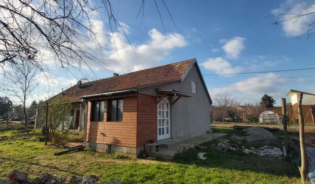 Eladó családi ház, Pilisen, Kálvária utcában 28.9 M Ft