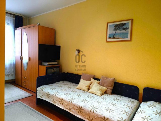 Eladó panellakás, Budapesten, XXI. kerületben 63 M Ft, 3 szobás