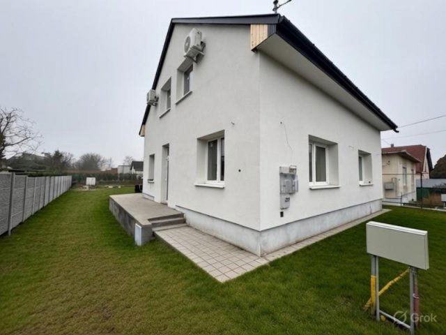 Eladó családi ház, Fóton 99.5 M Ft, 4+1 szobás