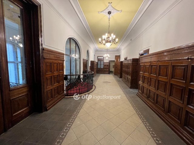 Eladó iroda, Budapesten, II. kerületben 1200 M Ft, 5 szobás