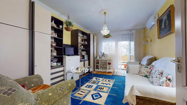 Eladó panellakás, Kisvárdán 35 M Ft, 2 szobás