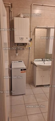 Eladó családi ház, Pécelen 83.9 M Ft, 2+1 szobás