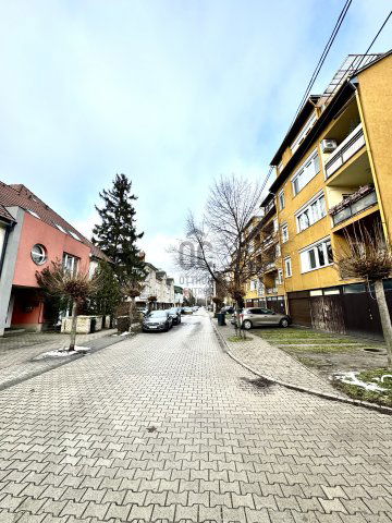 Eladó téglalakás, Győrött 52 M Ft, 2 szobás