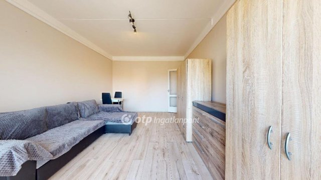 Eladó panellakás, Miskolcon 34 M Ft, 1+1 szobás