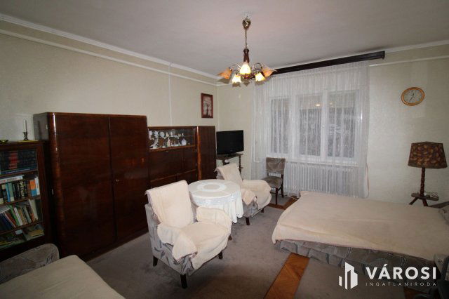 Eladó családi ház, Gyulán 61 M Ft, 3 szobás