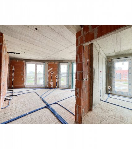 Eladó téglalakás, Szegeden 98 M Ft, 3 szobás