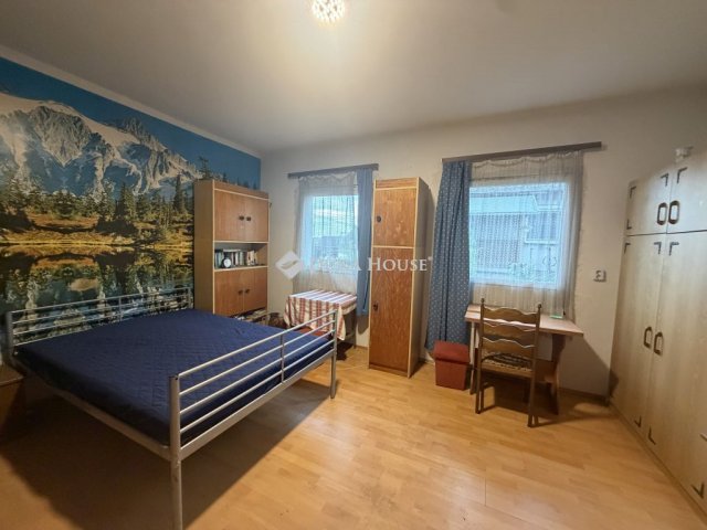 Eladó sorház, Lovásziban 9.99 M Ft, 1 szobás