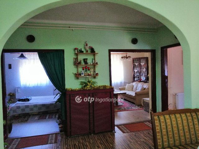 Eladó családi ház, Felsőszentmártonon 26.9 M Ft, 2+1 szobás