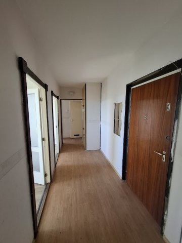 Eladó panellakás, Hajdúszoboszlón 41.9 M Ft, 1+2 szobás