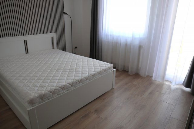 Kiadó téglalakás, albérlet, Szegeden 195 E Ft / hó, 2 szobás