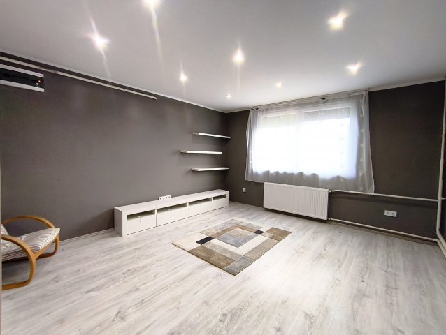 Eladó családi ház, Döbröközön 24.9 M Ft, 3 szobás