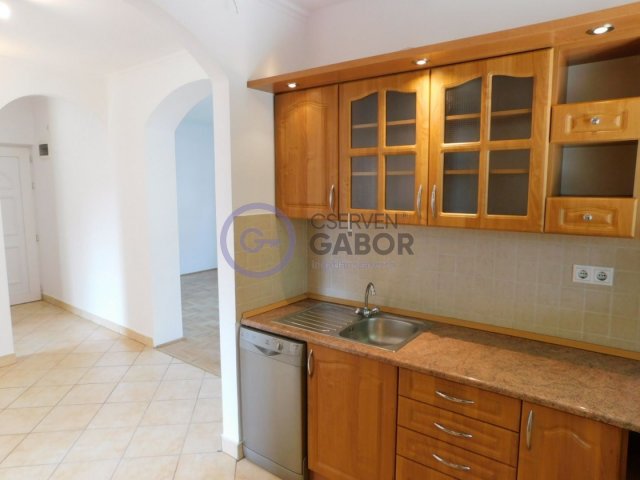 Eladó téglalakás, Debrecenben 73 M Ft, 1+1 szobás