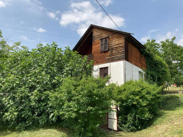 Eladó családi ház, Szentendrén 76.9 M Ft, 4 szobás