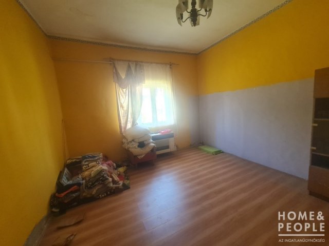 Eladó családi ház, Hódmezővásárhelyen 28 M Ft, 5 szobás
