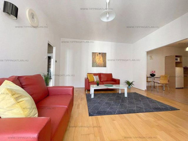 Eladó téglalakás, Budapesten, VI. kerületben, Eötvös utcában