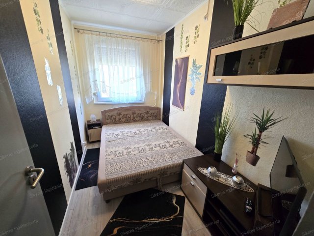 Eladó panellakás, Budapesten, XXI. kerületben 69.99 M Ft