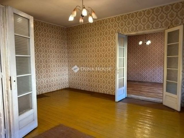 Eladó családi ház, Gyöngyösön 46 M Ft, 4 szobás